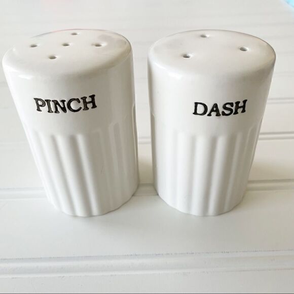 Primitives by Kathy “Pinch & Dash” Farmhouse Salt & Pepper Shaker Set - Picture 2 of 8